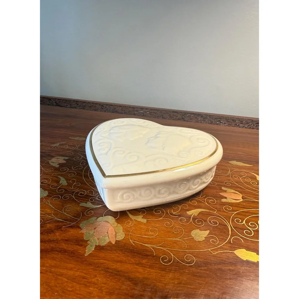 Vintage Lenox Romeo & Juliet Heart Trinket Box